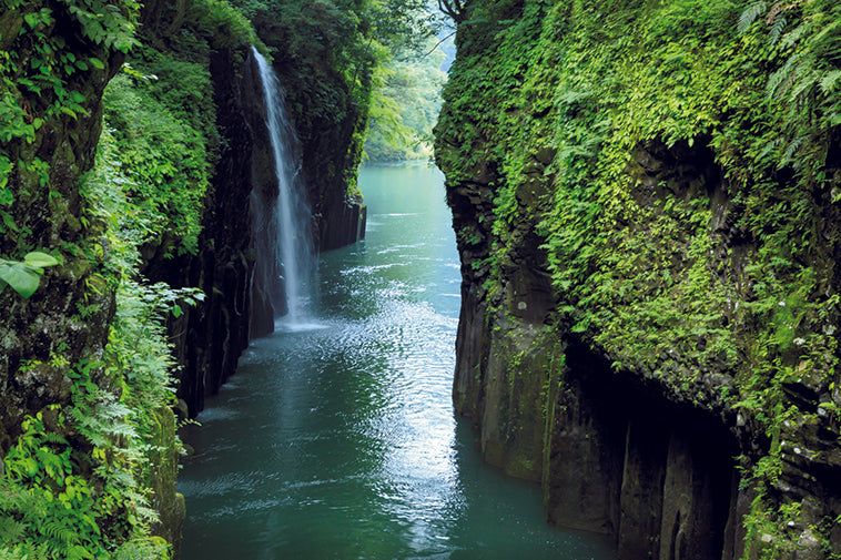 【ランドネ】天岩戸神社“しめ縄掛けかえ”見学と神話の里を歩く 2.5日間　※Mt.ランドネ会員さま割引あり！