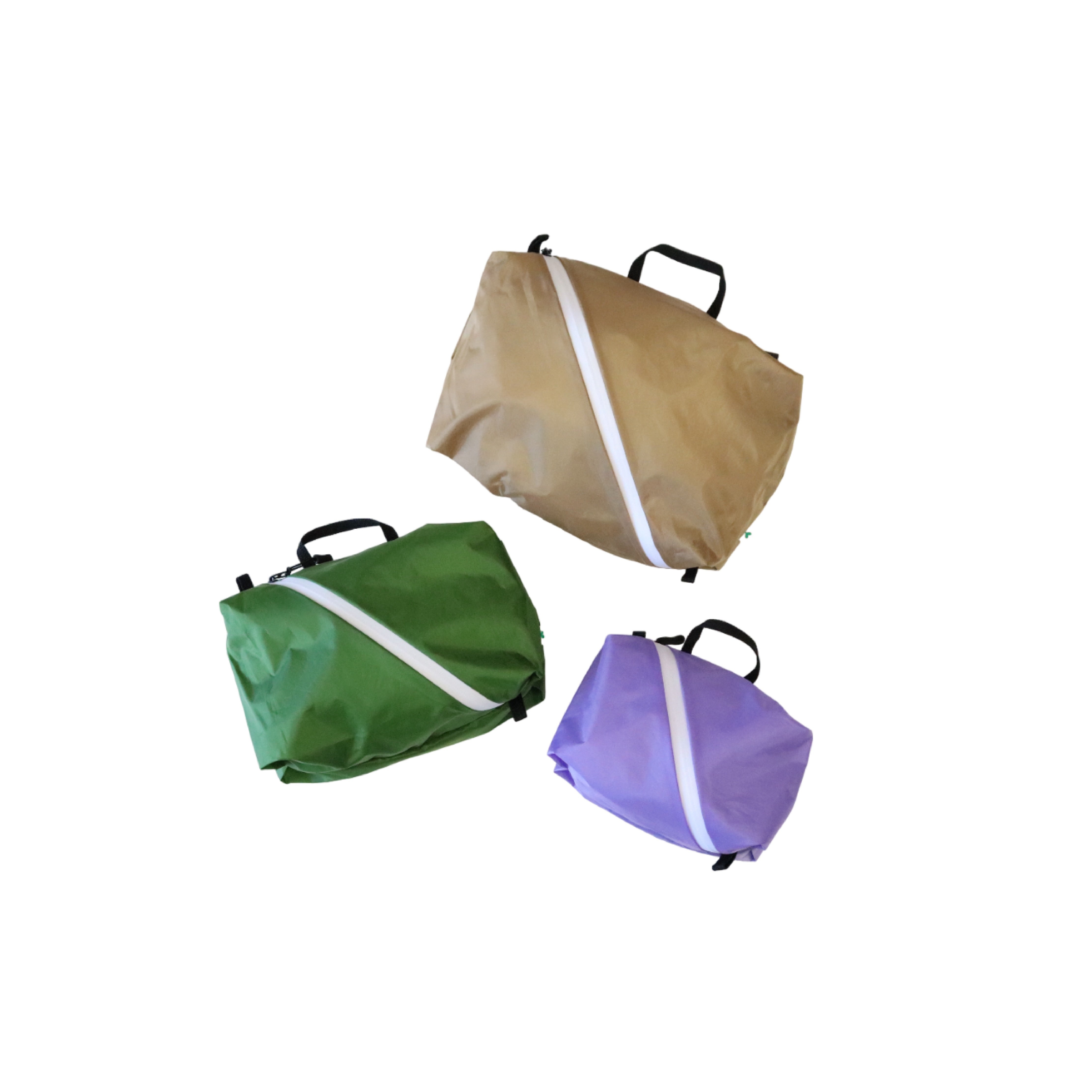 かわり芽］山のつぼみ 3つのポーチ – FUNQTEN