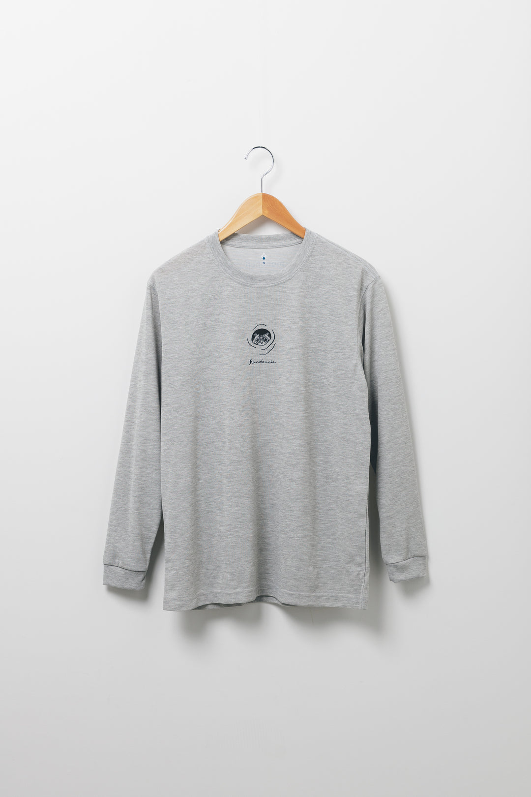 胸に山トモTシャツ（ムササビ）