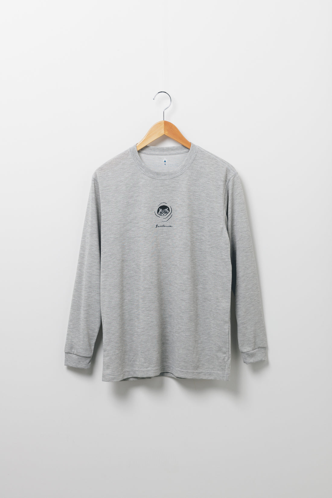 胸に山トモTシャツ（ムササビ）