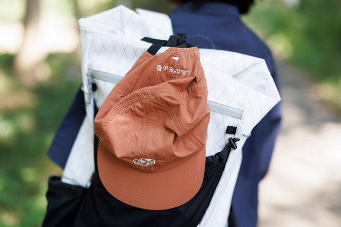 ［ランドネ×ハロ コモディティ］山小屋キャップ しらびそ小屋のトースト