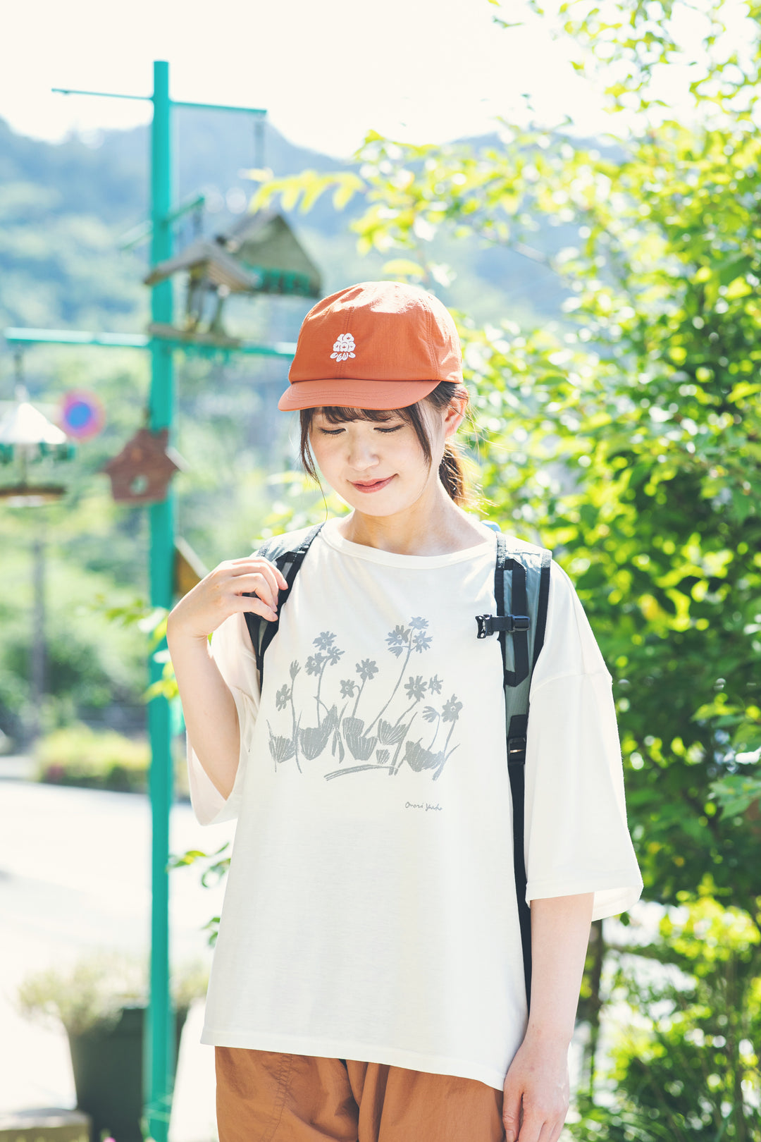 ［かわり芽］花ごよみTシャツ ハクサンコザクラ