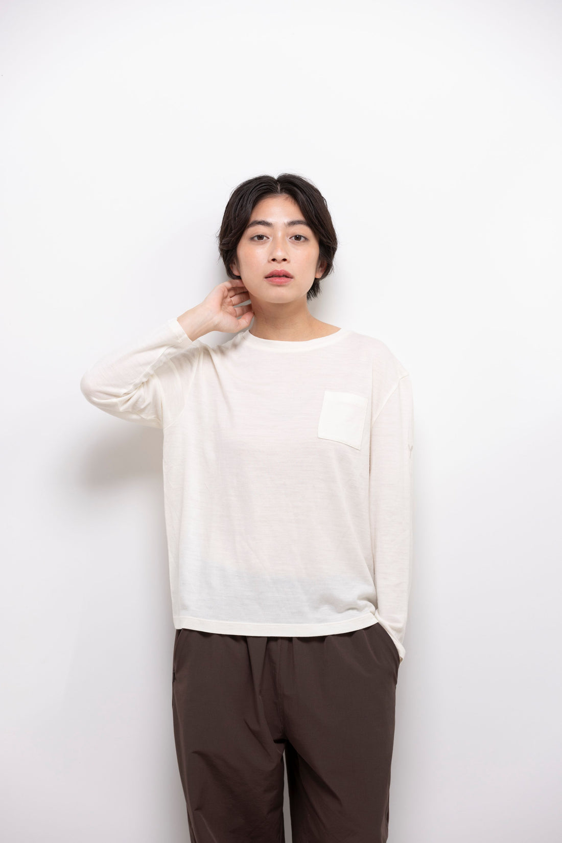 ［かわり芽］胸にポケット 長袖ウールTシャツ