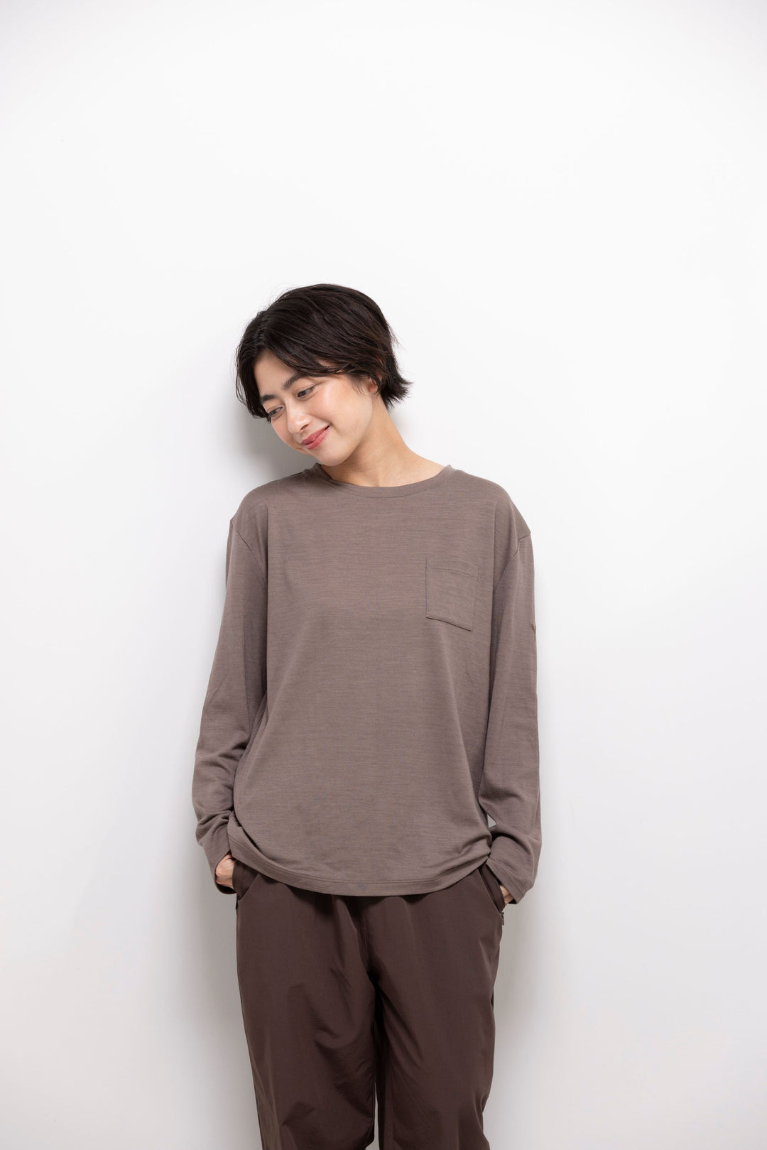 ［かわり芽］胸にポケット 長袖ウールTシャツ