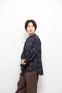 ［かわり芽］クラシカルをまとうバンドカラーシャツ
