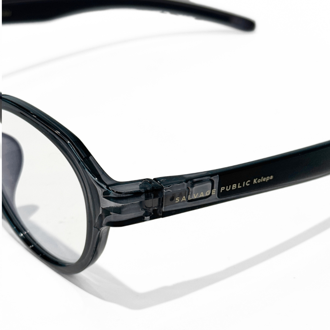 SVKE002 POLOLEI Black with Photochromic Grey lenses