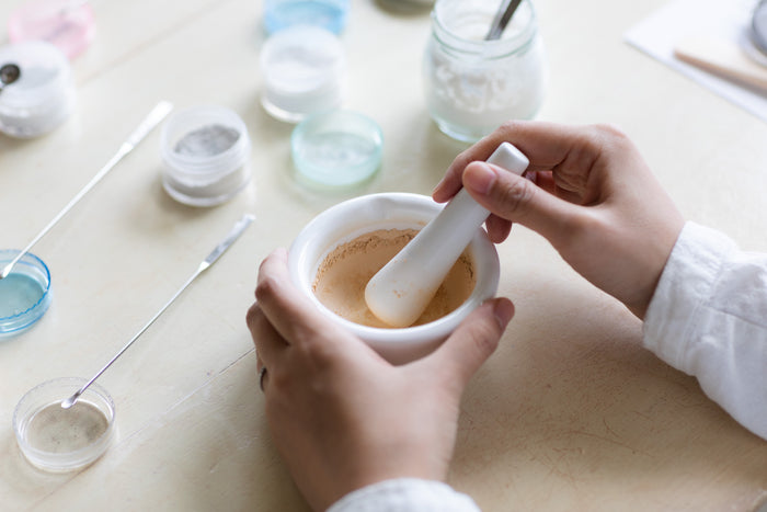 【ランドネ】山の恵みが生まれる場所へ。セリサイト採掘場と白山の祈りをたずねて