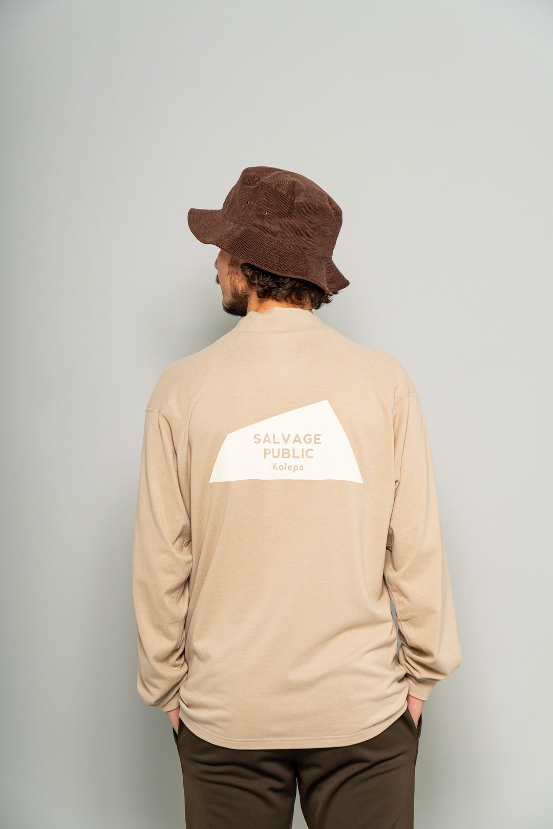 ［SALVAGE PUBLIC Kolepa］HONU MOCKNECK L/S（KOLEPA STAMP）