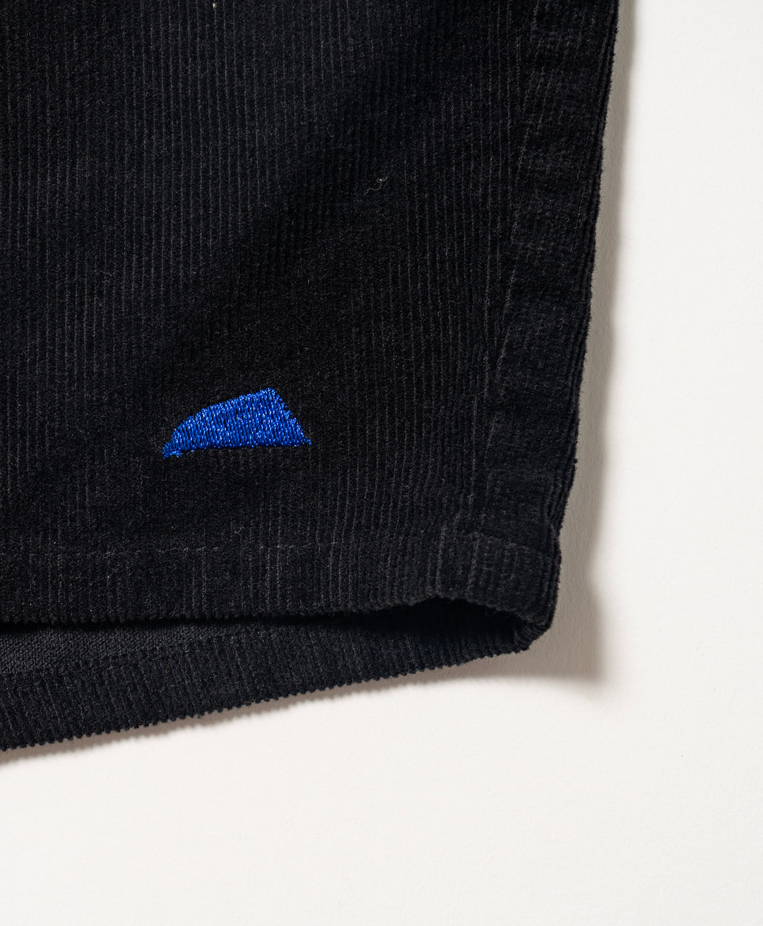 UKA CORDUROY SHORTS