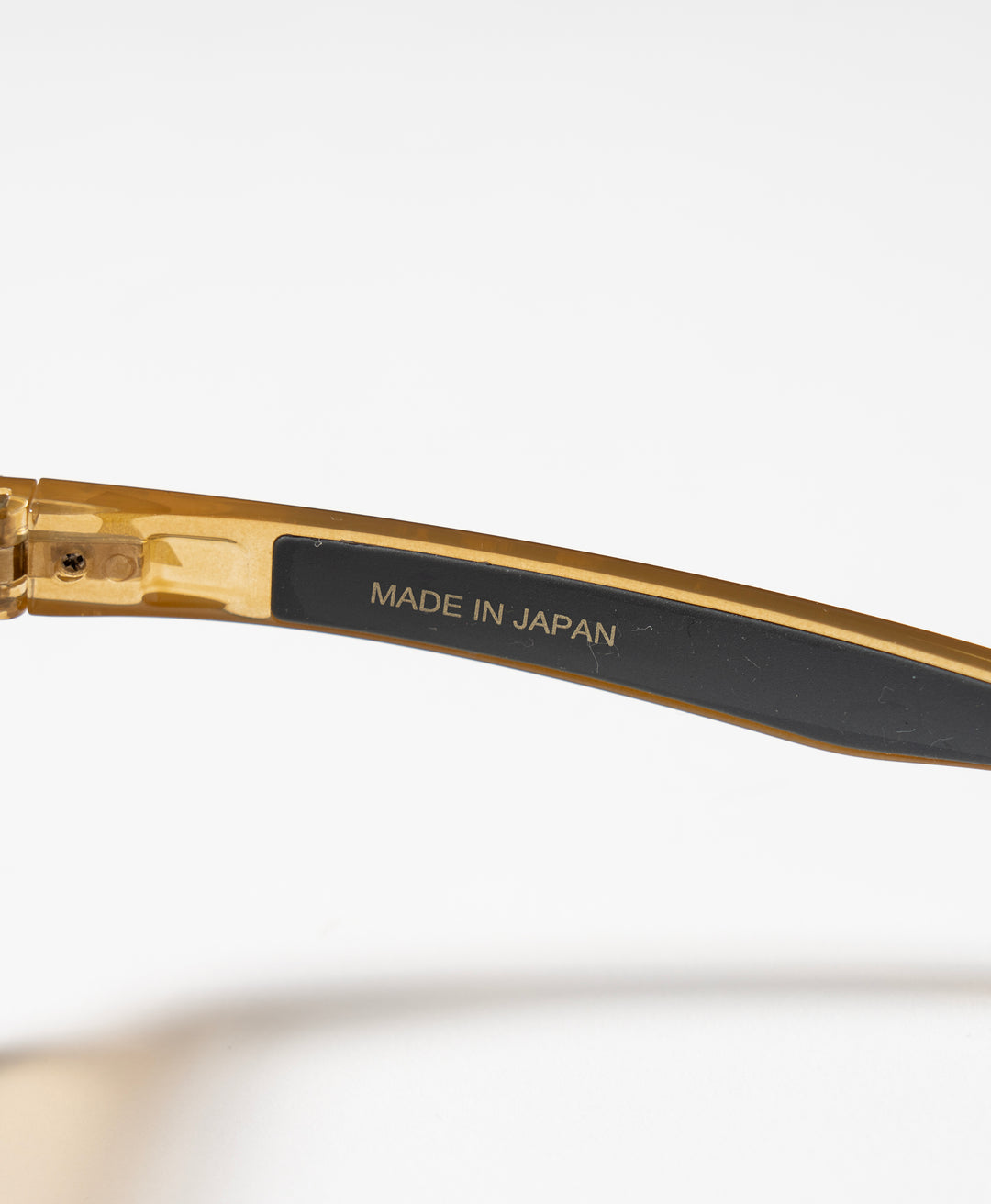 MAKALOA TAN WITH POLARISED PHOTOCHROMIC BROWN LENSES