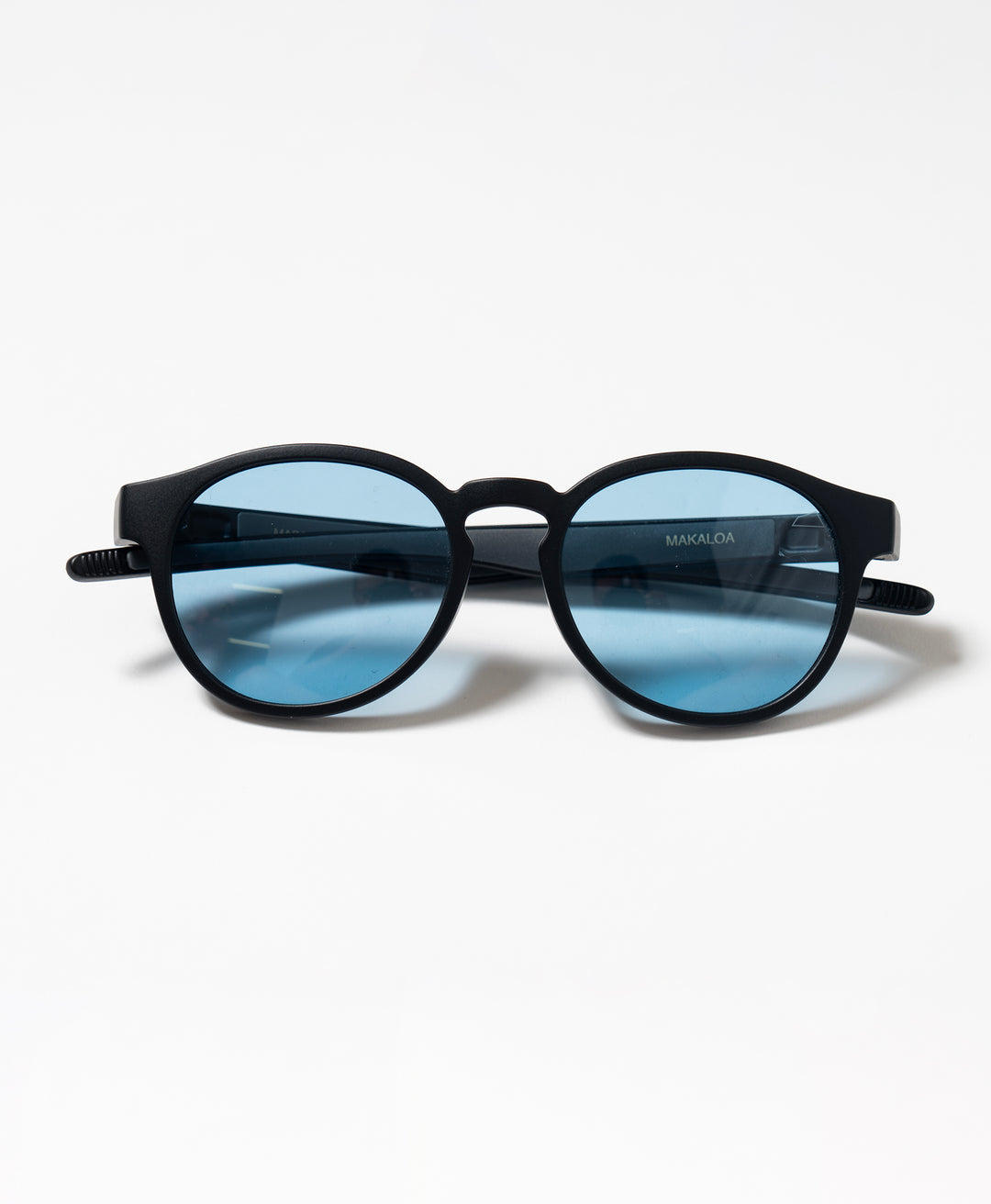 MAKALOA MATTE BLACK WITH POLARISED PHOTOCHROMIC BLUE LENSE
