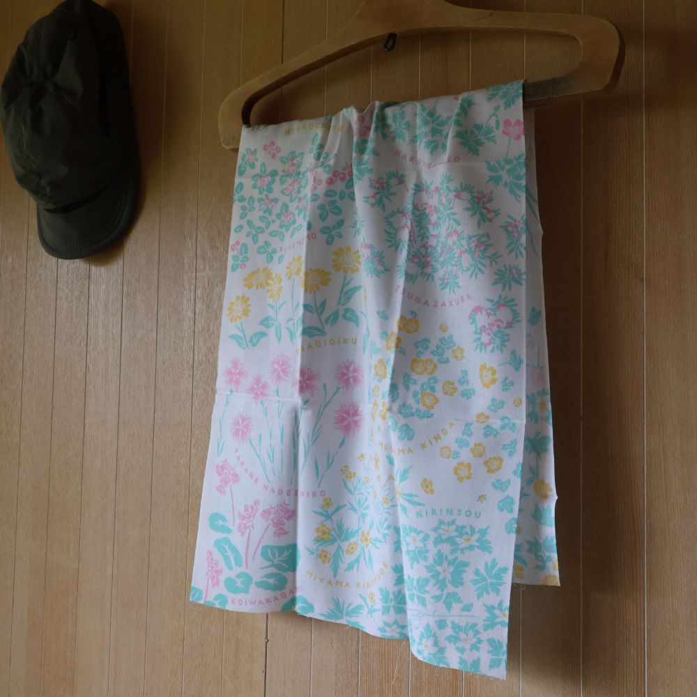 PEAKS MOUNTAIN TOWEL（高山植物）