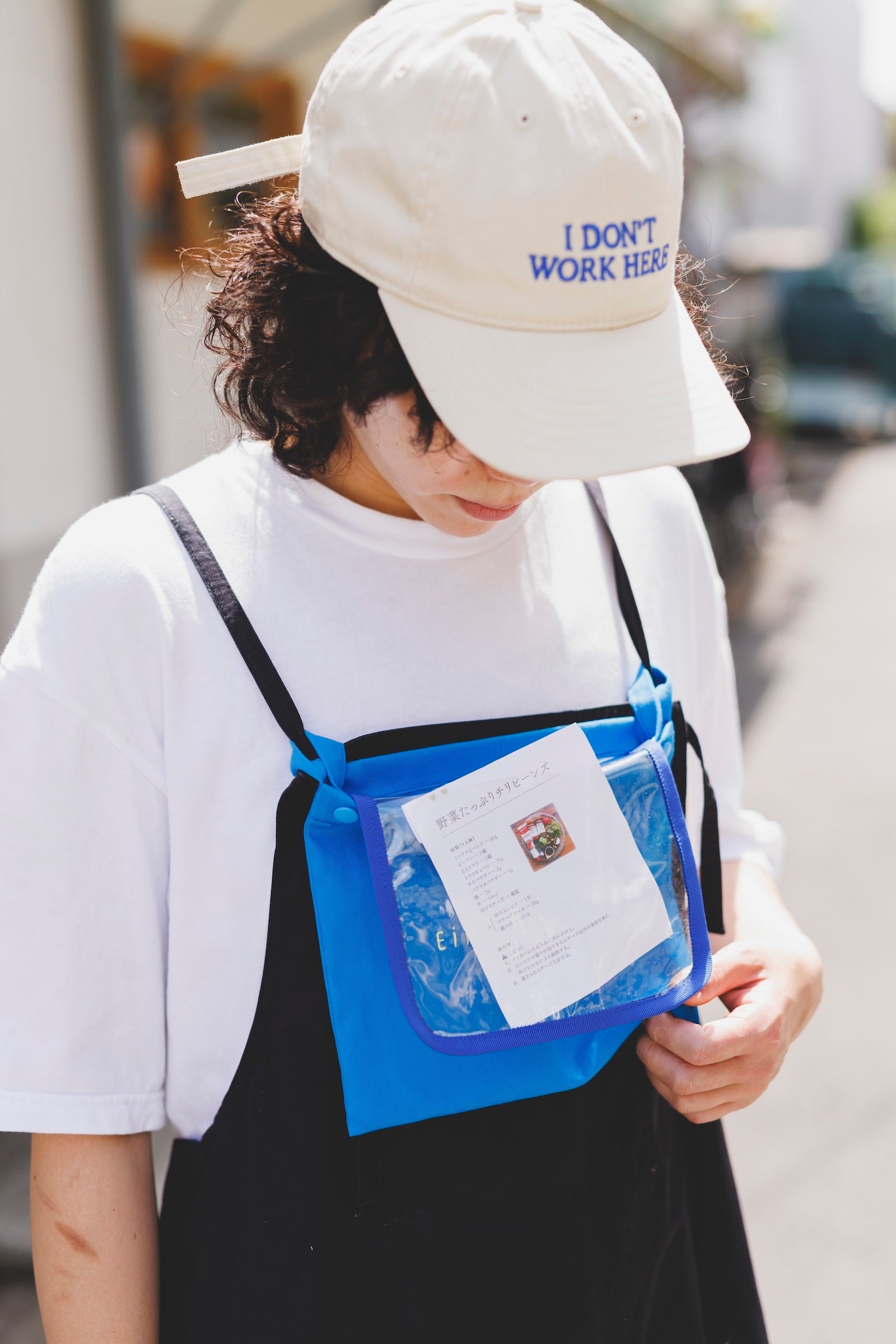 かわり芽×永福食堂］ちょこっとサコッシュ – FUNQTEN