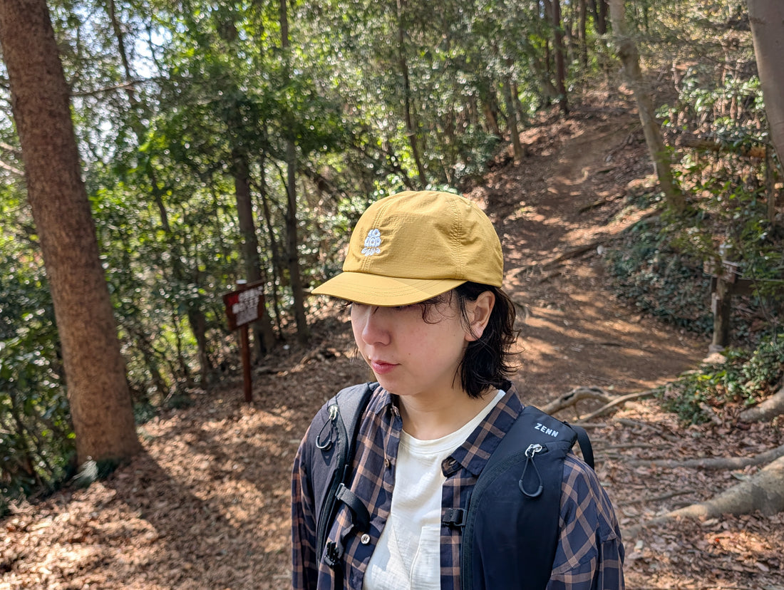 ［ランドネ×ハロ コモディティ］山小屋キャップ　金峰山小屋のシャクナゲ