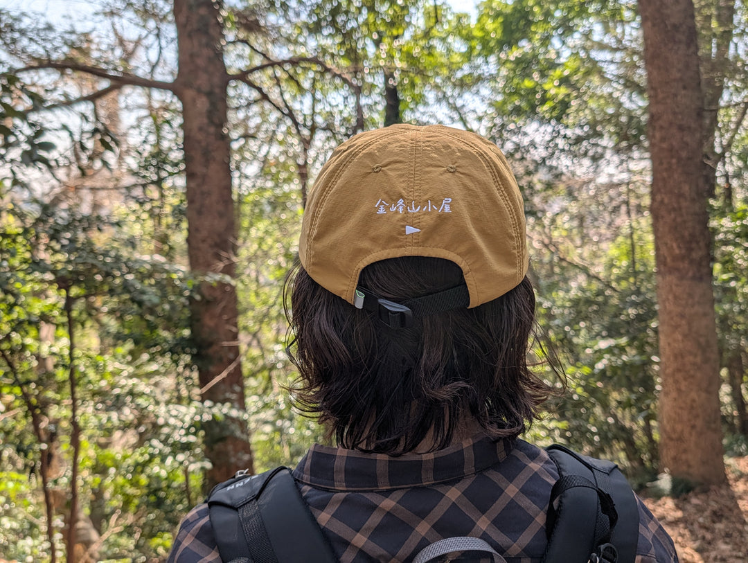 ［ランドネ×ハロ コモディティ］山小屋キャップ　金峰山小屋のシャクナゲ