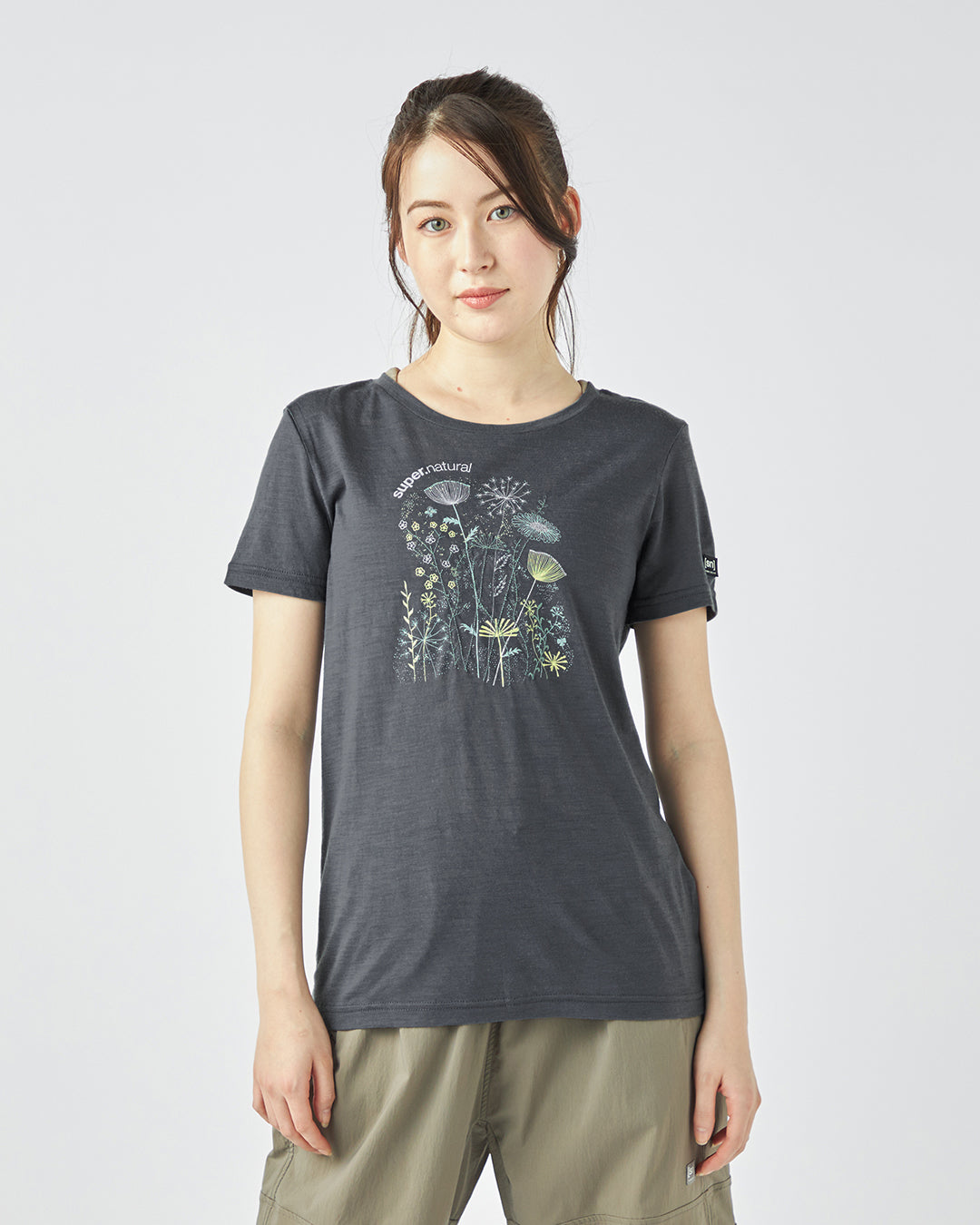 ［sn.super natural］W ロックフラワーTシャツ