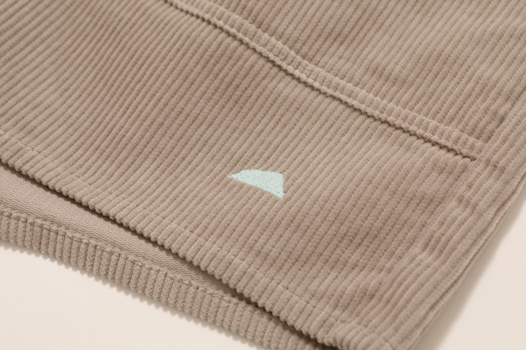 UKA CORDUROY (8W) SHORTS