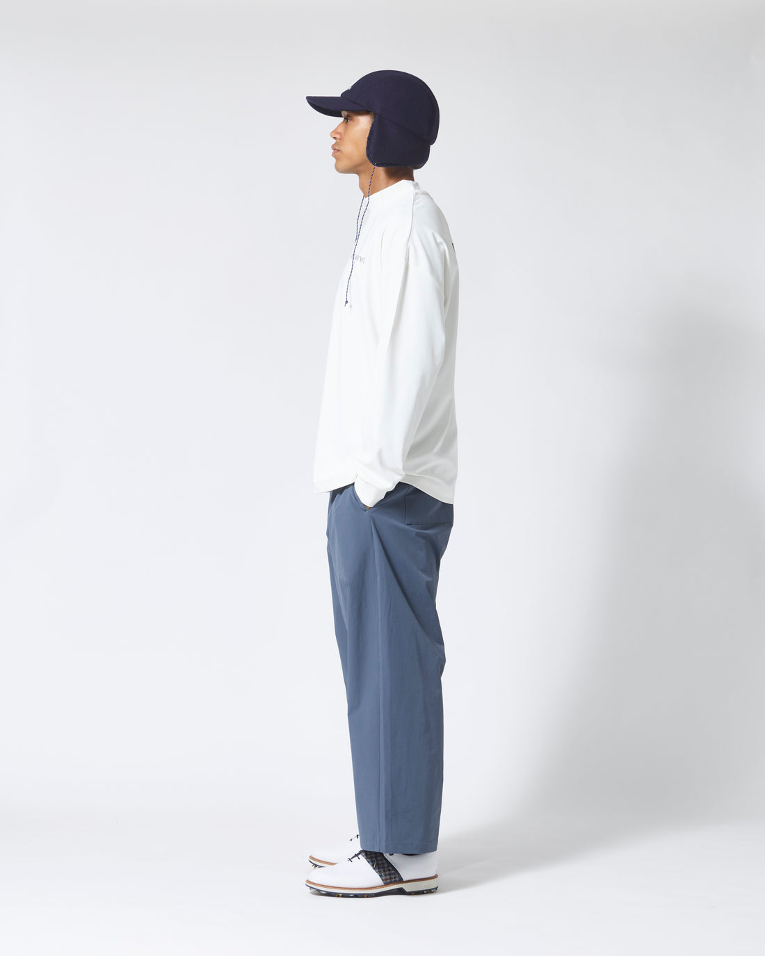 ［BOGEY LOUNGE］裏付きタックパンツ