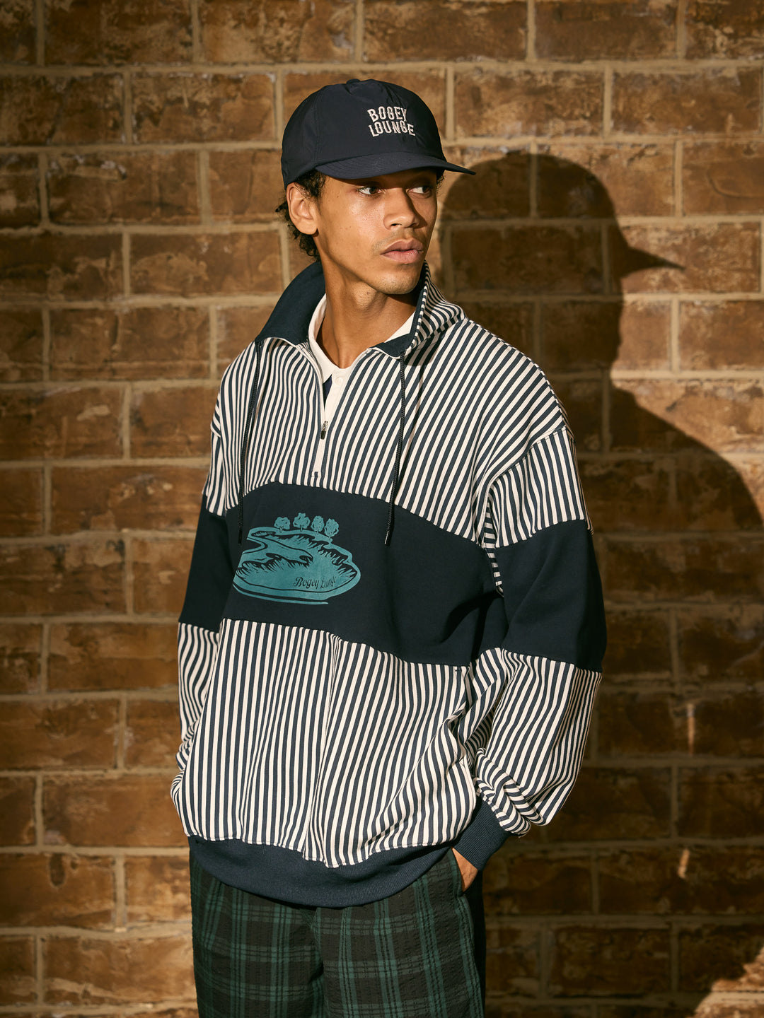 BRUSHED HALF-ZIP SWEATSHIRT