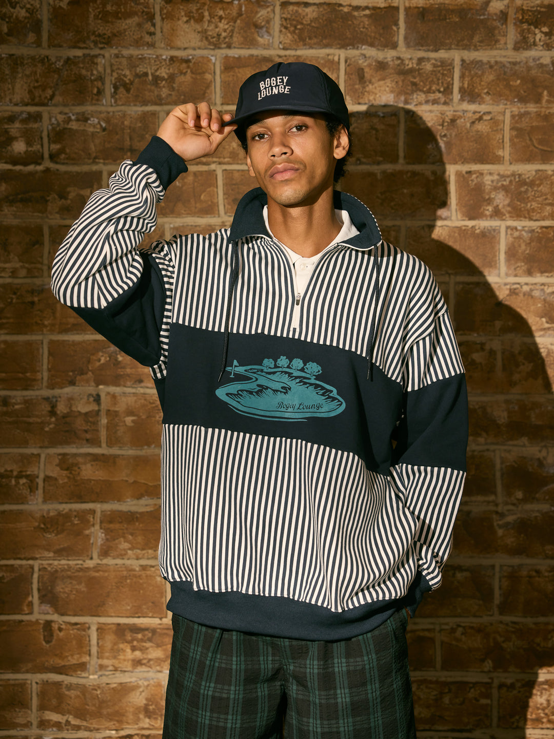 BRUSHED HALF-ZIP SWEATSHIRT