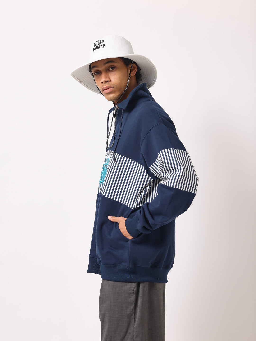 BRUSHED HALF-ZIP SWEATSHIRT