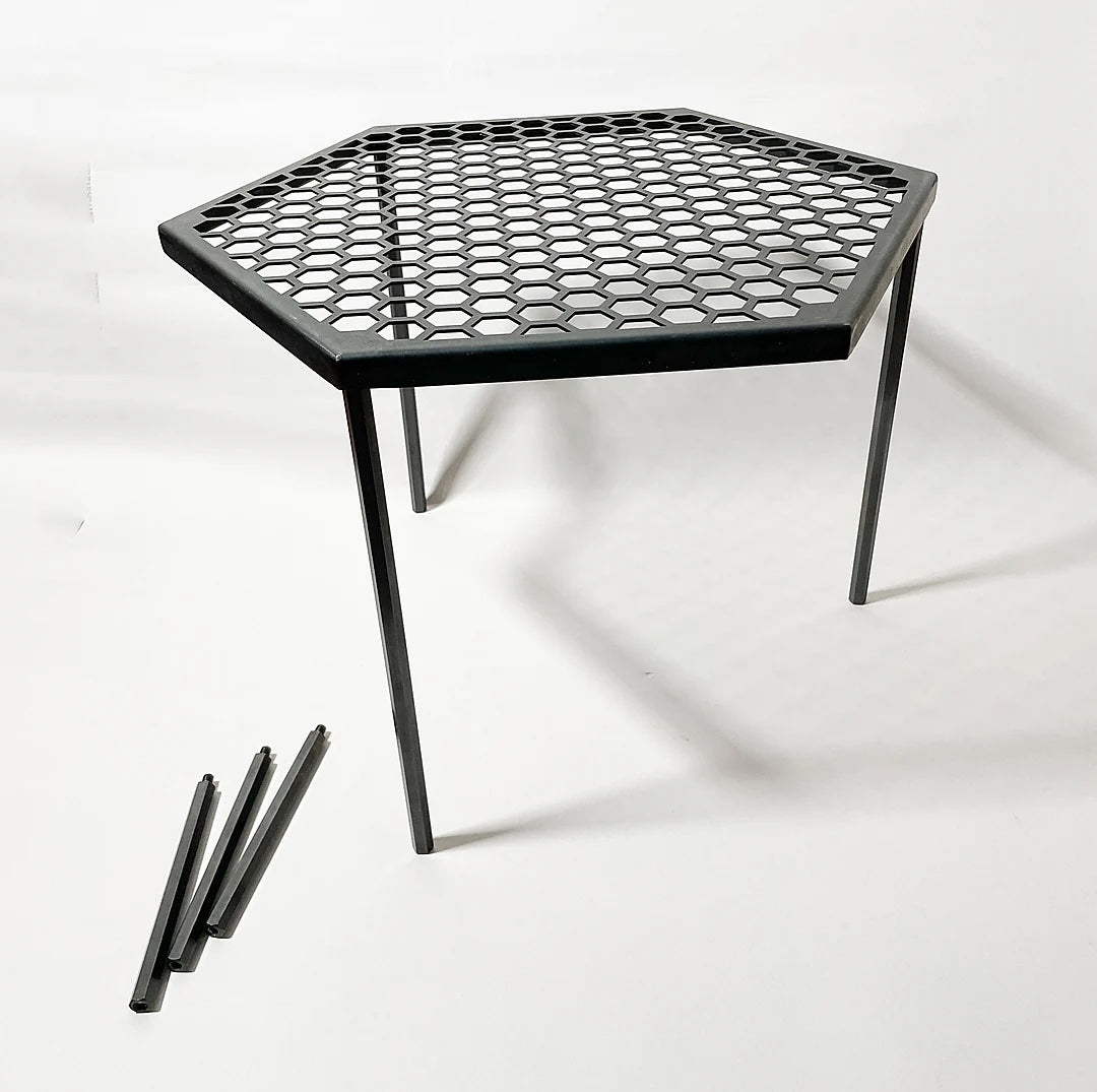 鉄で焼き、チタンで食す。「焚き火堪能セット」