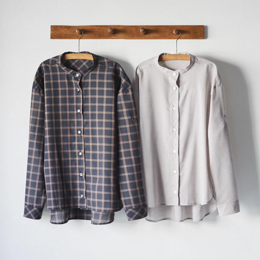 ［かわり芽］ウールをまとうバンドカラーシャツ