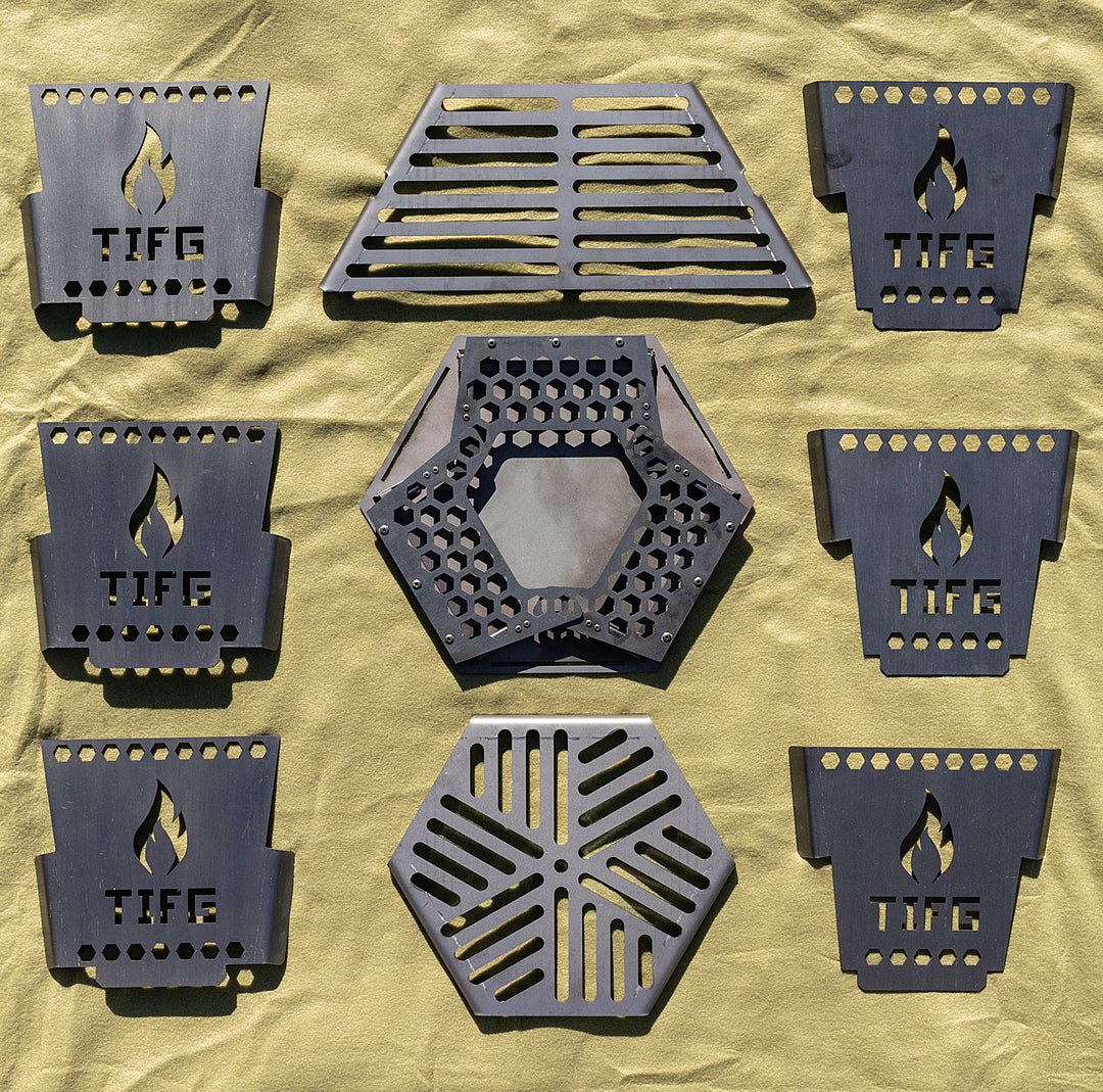 ［THE IRON FIELD GEAR × CAMP TOOLS］ハニカムファイヤーベース