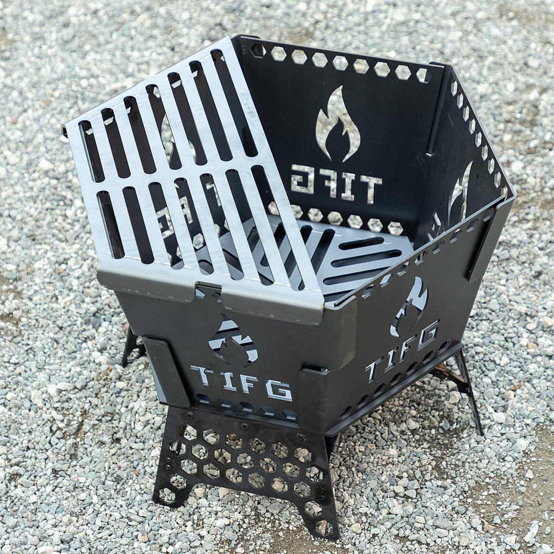 ［THE IRON FIELD GEAR × CAMP TOOLS］ハニカムファイヤーベース