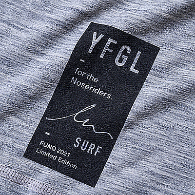 【エスエヌ スーパー・ナチュラル × YFGL】Tシャツ SURF